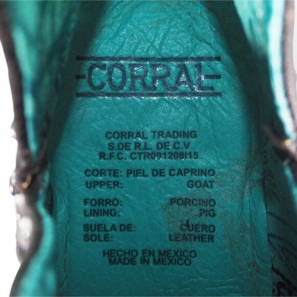 Corral Zebra Print Studded Pointed Toe Booties Grey / Black Women's 7.5M - Picture 10 of 12